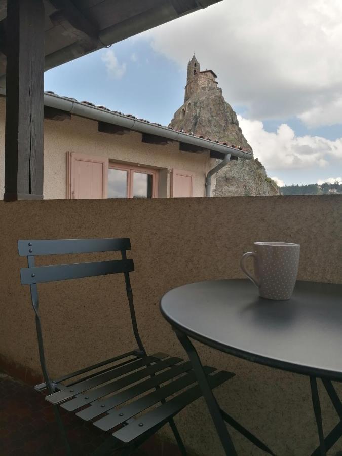 Studio Avec Balcon Au Pied Du Rocher D'Aiguilhe Διαμέρισμα Le Puy-en-Velay Εξωτερικό φωτογραφία